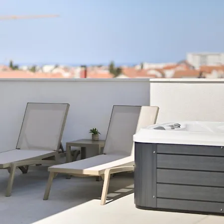 Arba Fortuna Exclusive Apartments With Private Parking Zadar Exterior photo