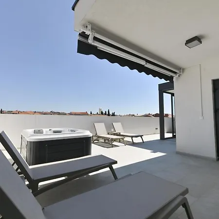 Arba Fortuna Exclusive Apartments With Private Parking Zadar Exterior photo