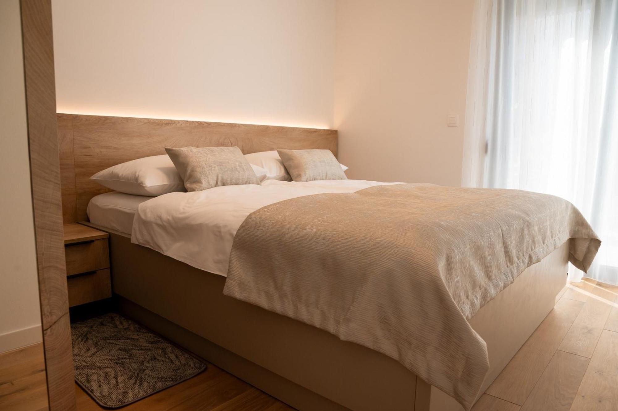 Arba Fortuna Exclusive Apartments With Private Parking Zadar